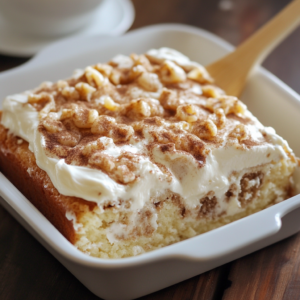 u8916588566_Cinnamon_Roll_Poke_Cake_Ingredients_Cake_1_box_va_c3a3a298-c762-4b05-a74b-ca853cf32297_2