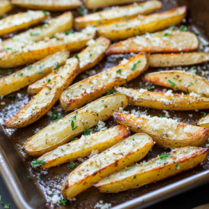 Oven Baked Garlic and Parmesan Fries u8916588566_OVEN_BAKED_GARLIC_AND_PARMESAN_FRIES_Ingredients__411de848-d33a-48e3-bd98-bcd374cde2ac_2