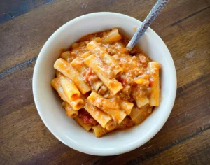 Creamy Beef Pasta: A Deliciously Simple Recipe!