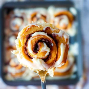 Best Homemade Pumpkin Cinnamon Rolls with Maple Cream Cheese Glaze that Wow Your Taste Buds! best-homemade-pumpkin-cinnamon-rolls-with-maple-cream-v0-shr5sdh4n6df1