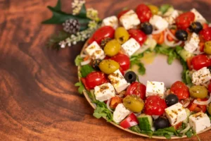 Christmas wreath salad is a festive must-try recipe! christmas-wreath-salad-v0-jlakt3kxnc9e1