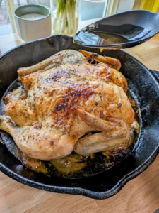 garlic-butter-whole-roasted-chicken-v0-fngn8omy29ve1