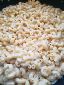 Creamy Garlic Macaroni and Cheese: A Must-Try Recipe!