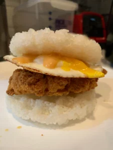Chicken rice sando: Discover this delicious twist! l1sf5xpfc0a61