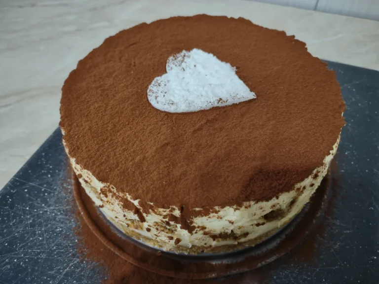 Easy Tiramisu Cheesecake with Mascarpone